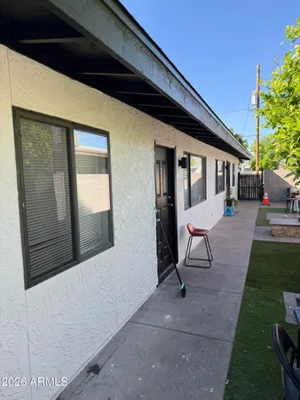 $725,000 | 82 West Southern Avenue, Mesa, AZ 85210