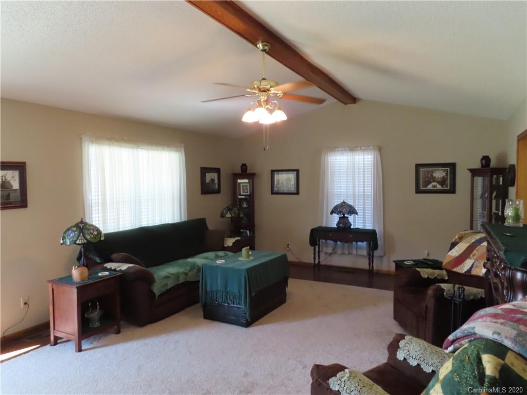 1530 Springlake Road York, SC 29745 - Photo 3 of 17