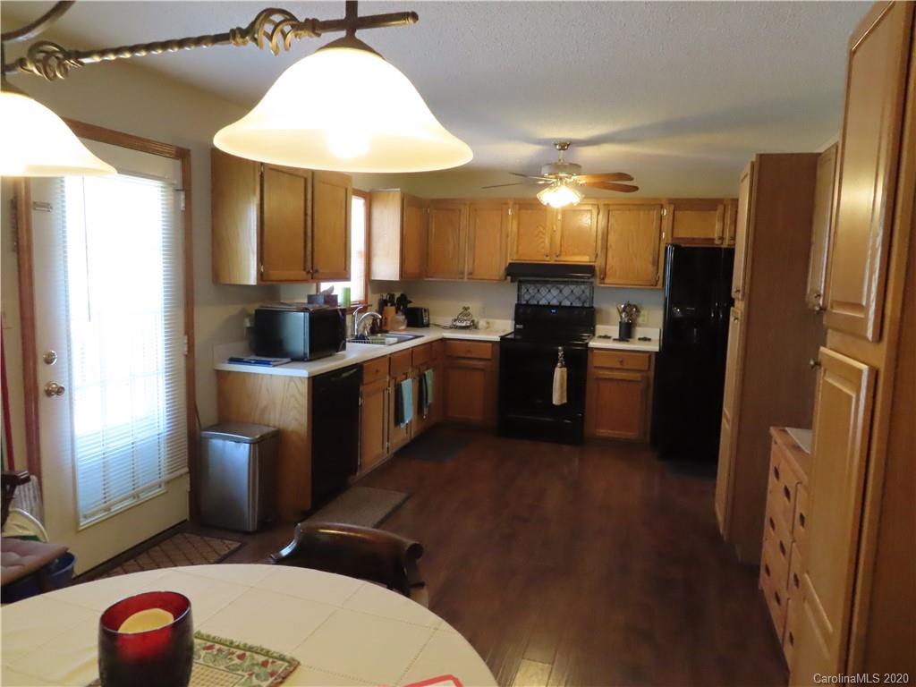 1530 Springlake Road York, SC 29745 - Photo 5 of 17