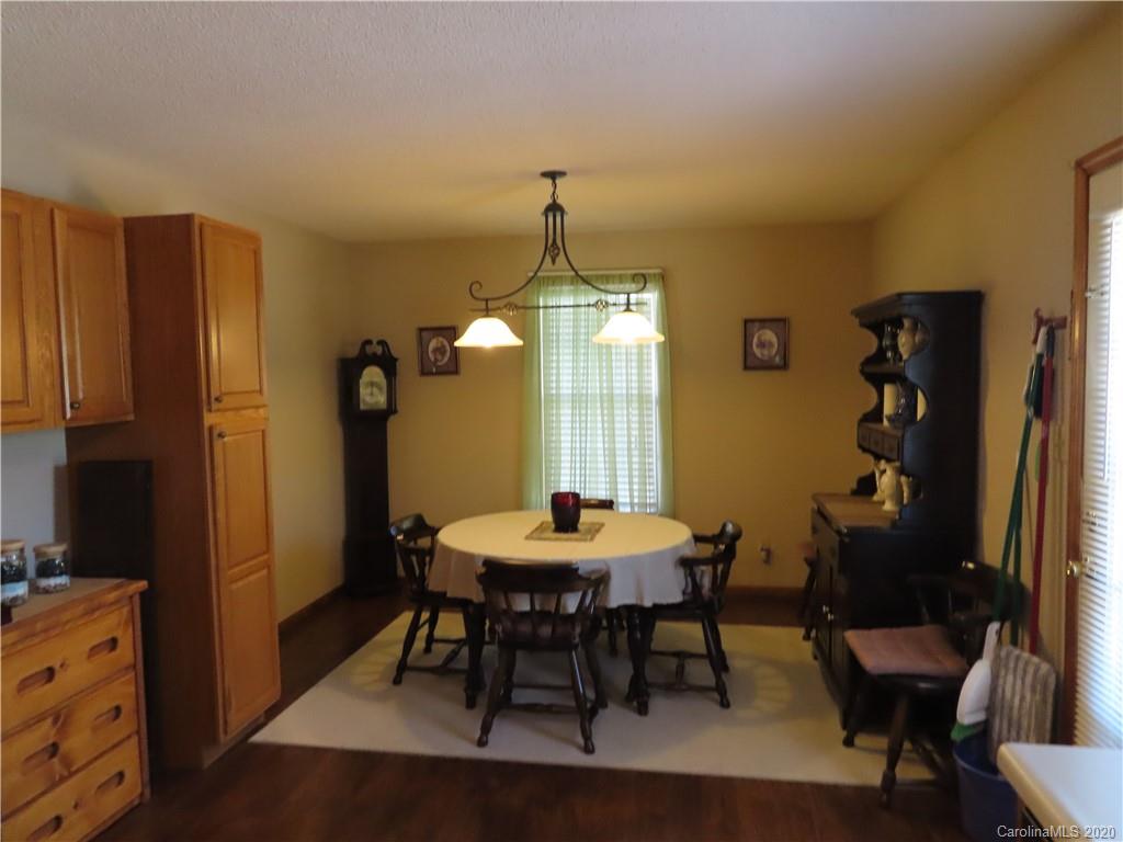 1530 Springlake Road York, SC 29745 - Photo 6 of 17