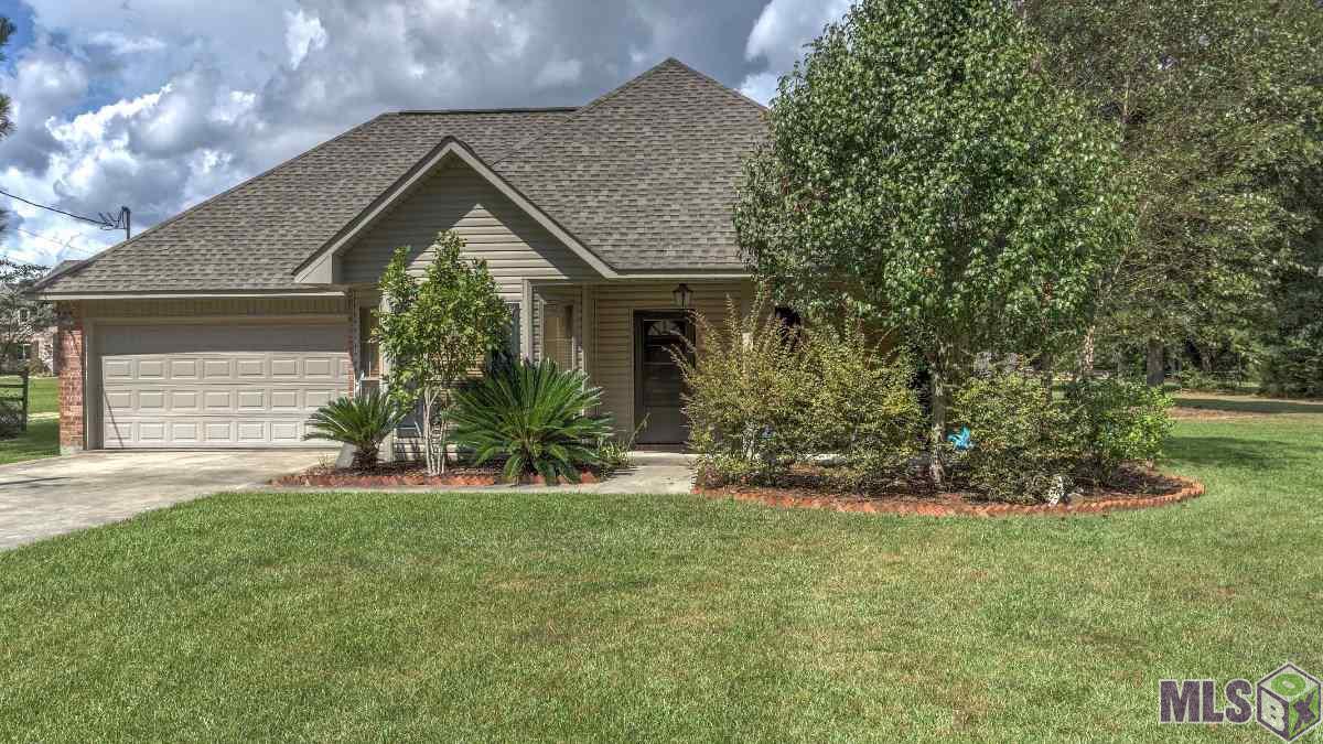 34773 Clinton Allen Road Denham Springs, LA 70706 - Photo 2 of 21 Front