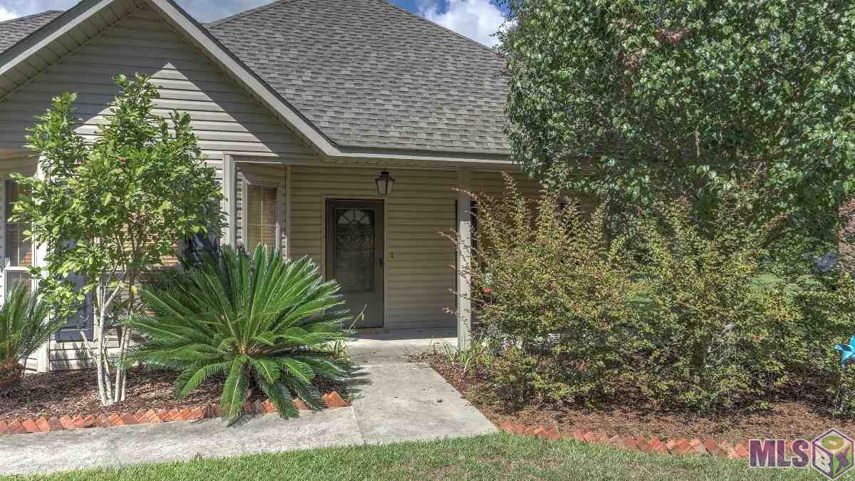 34773 Clinton Allen Road Denham Springs, LA 70706 - Photo 3 of 21 Front
