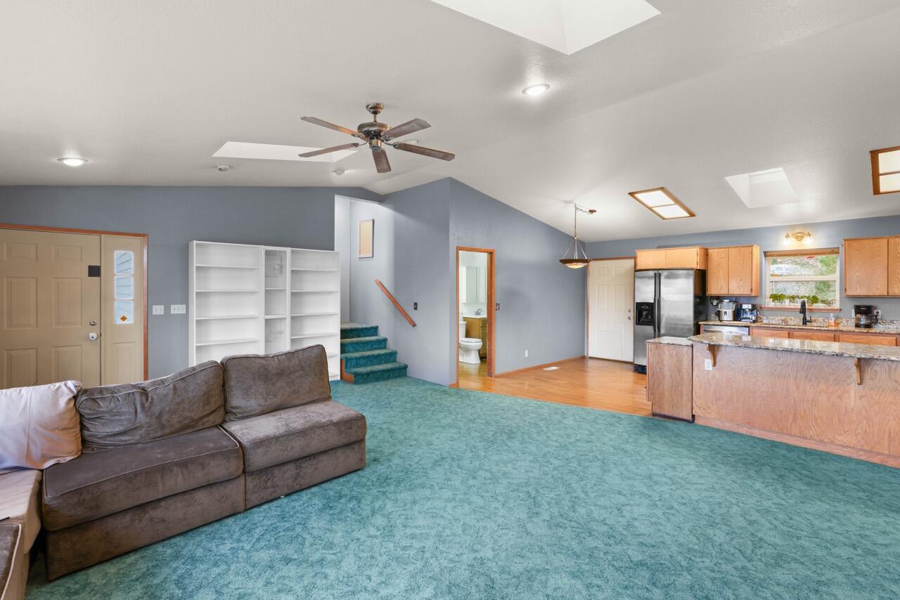 1100 Riverbanks Road Grants Pass, OR 97527 - Photo 11 of 32 EP1A8742 Large