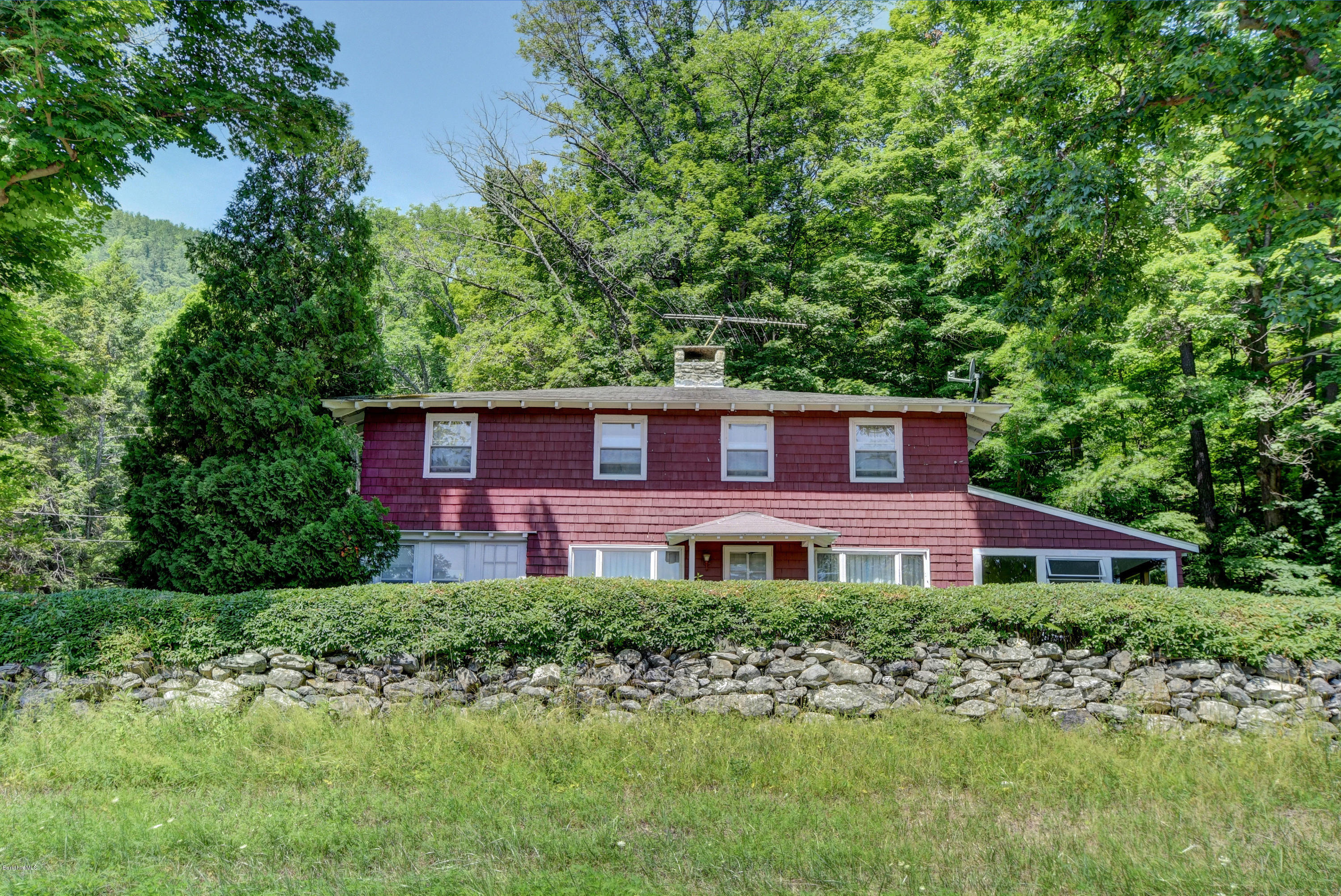 204 South Undermountain Road Sheffield, MA 01257 - Photo 8 of 39 1007 Exterior Front