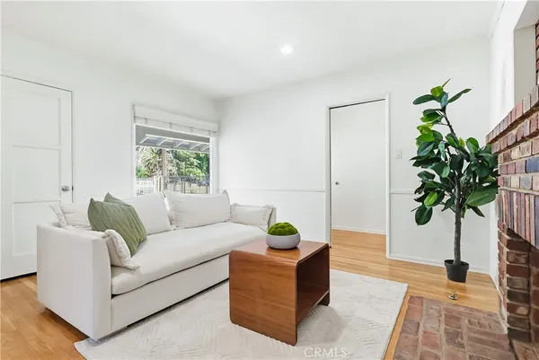 $1,298,000 | 13036 Magnolia Boulevard, Sherman Oaks, CA 91423