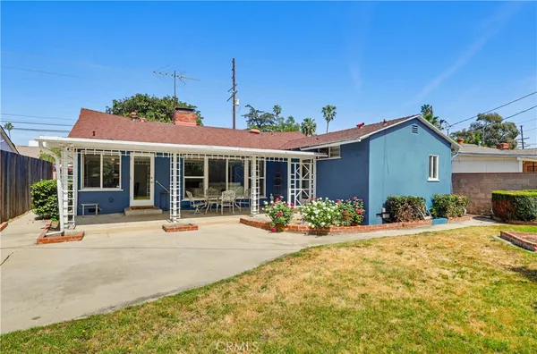 $1,298,000 | 13036 Magnolia Boulevard, Sherman Oaks, CA 91423