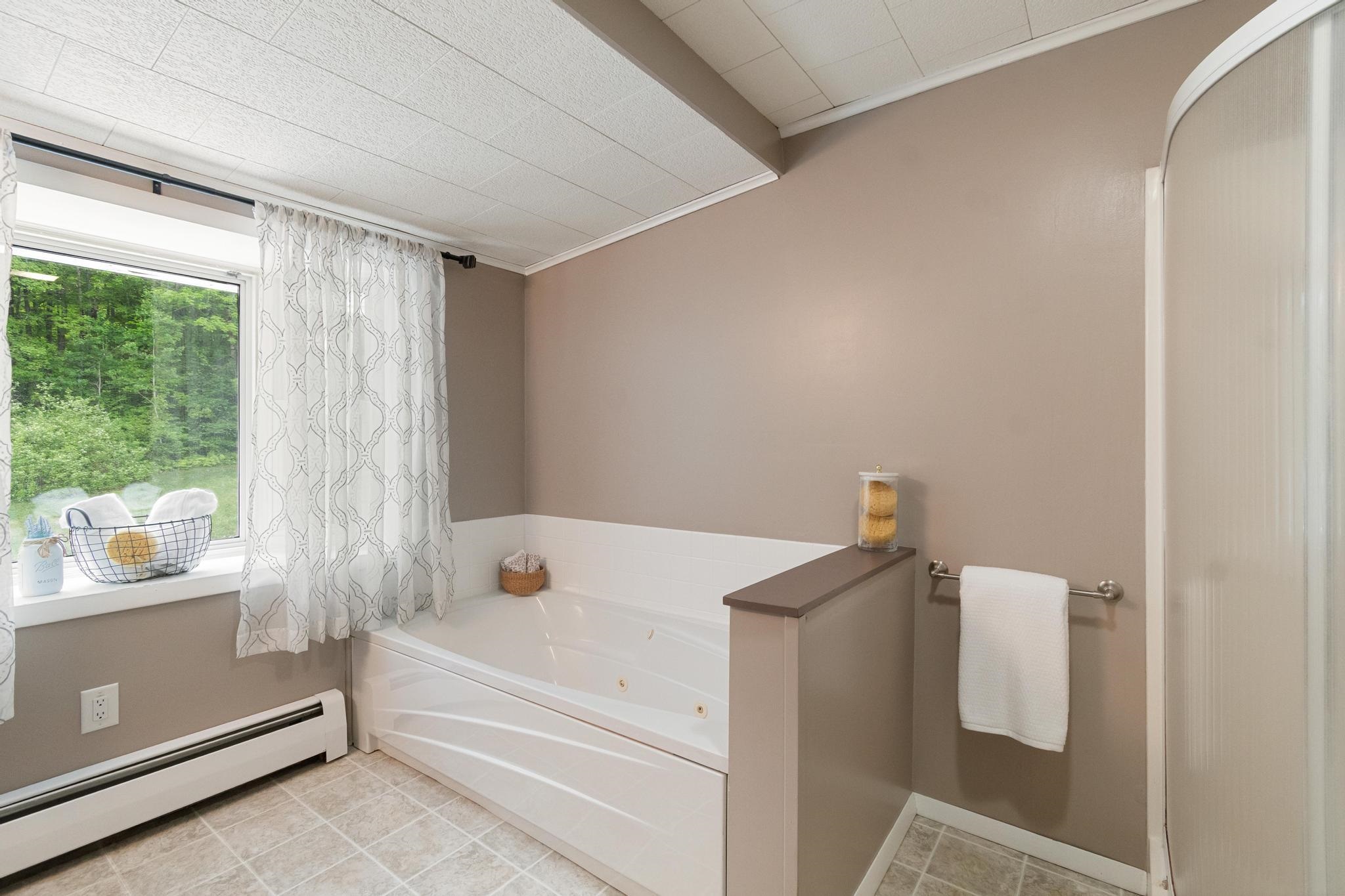 1083 N Road Hinesburg, VT 05461 - Photo 36 of 60