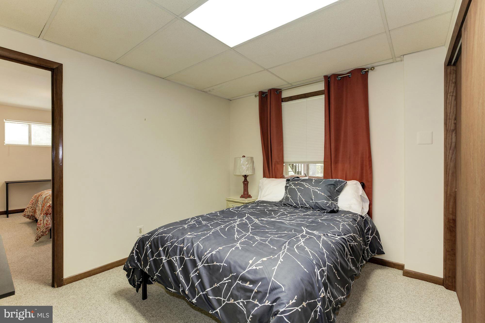 6627 Old Chesterbrook Road McLean, VA 22101 - Photo 24 of 28 Bedroom5