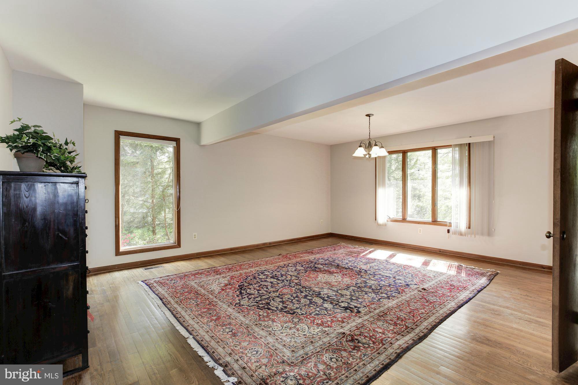 6627 Old Chesterbrook Road McLean, VA 22101 - Photo 8 of 28 Dining Room