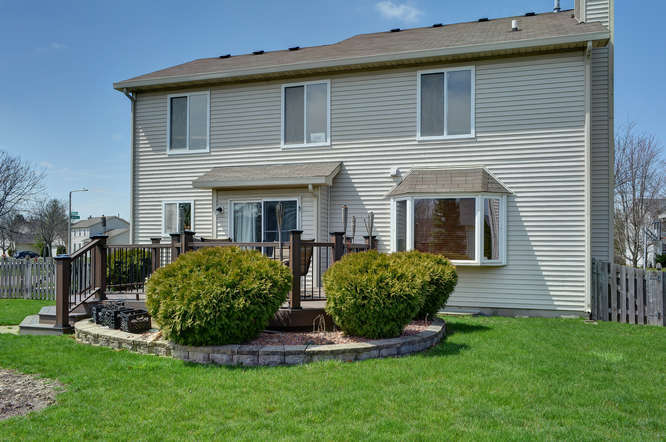 796 Teasel Lane Aurora, IL 60504 - Photo 33 of 37 a view of outdoor space yard and porch