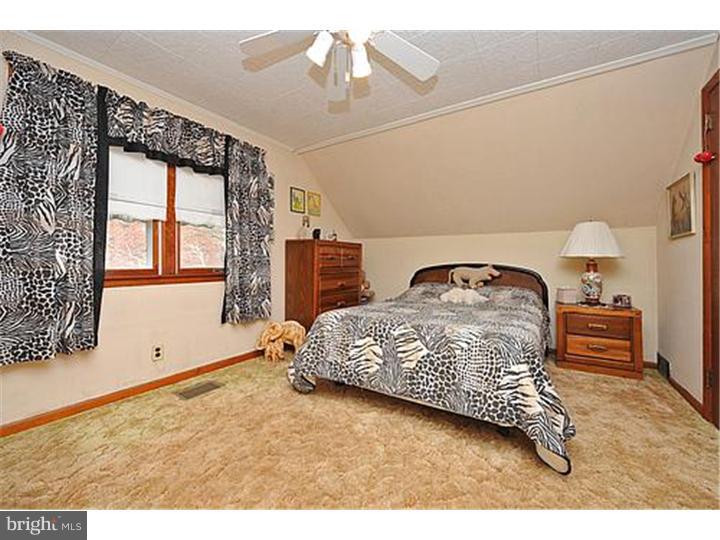 8411 Chippewa Road Philadelphia, PA 19128 - Photo 16 of 24 Bedroom