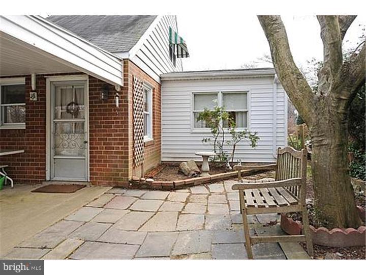 8411 Chippewa Road Philadelphia, PA 19128 - Photo 19 of 24 Patio
