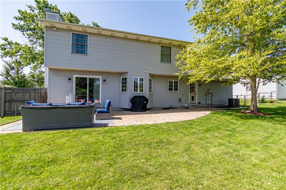 1202 West Pineview Court Decatur, IL 62526 - Photo 32 of 42