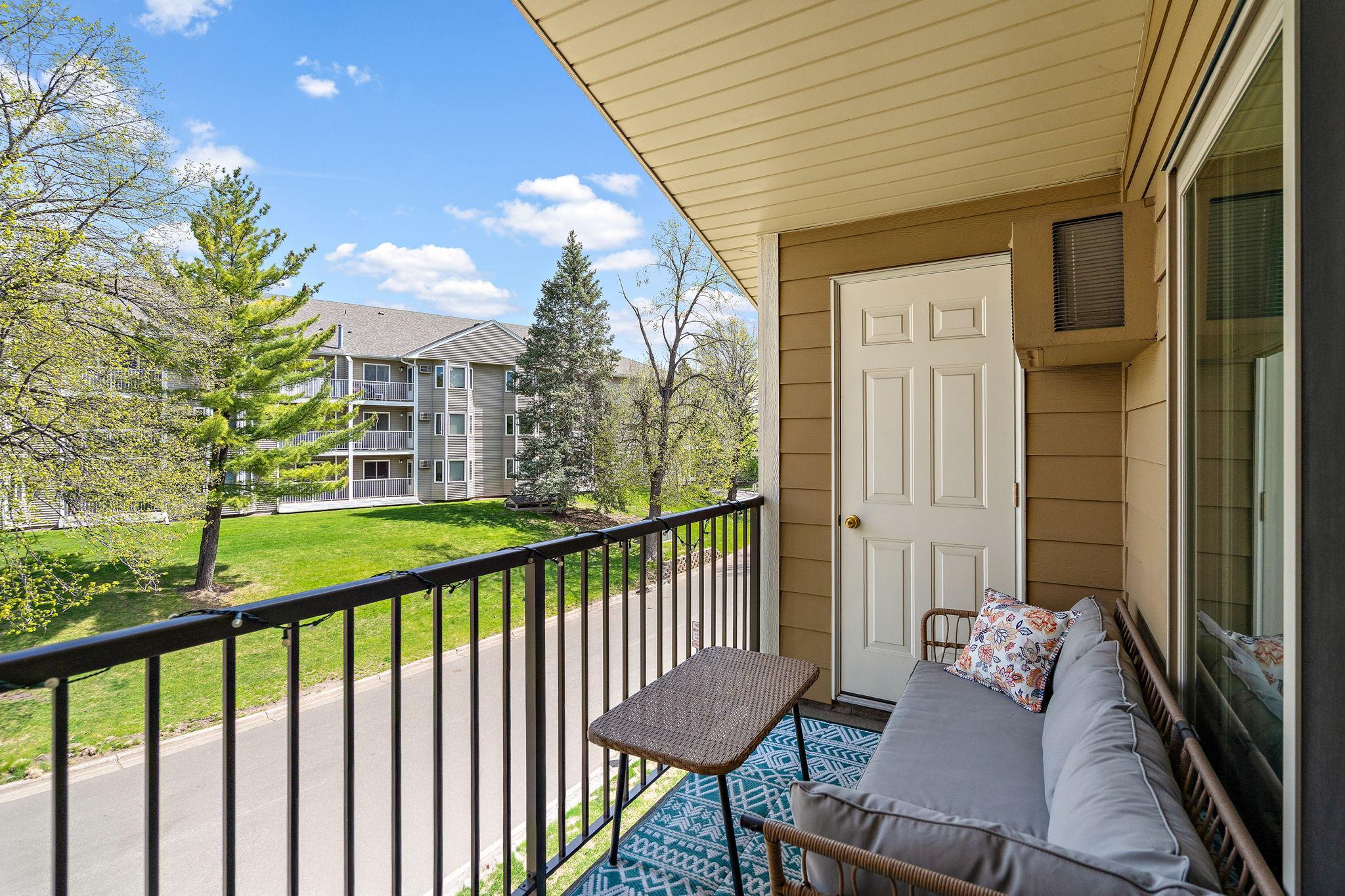 2210 Ridge Drive, Unit 31 St. Louis Park, MN 55416 - Photo 8 of 22
