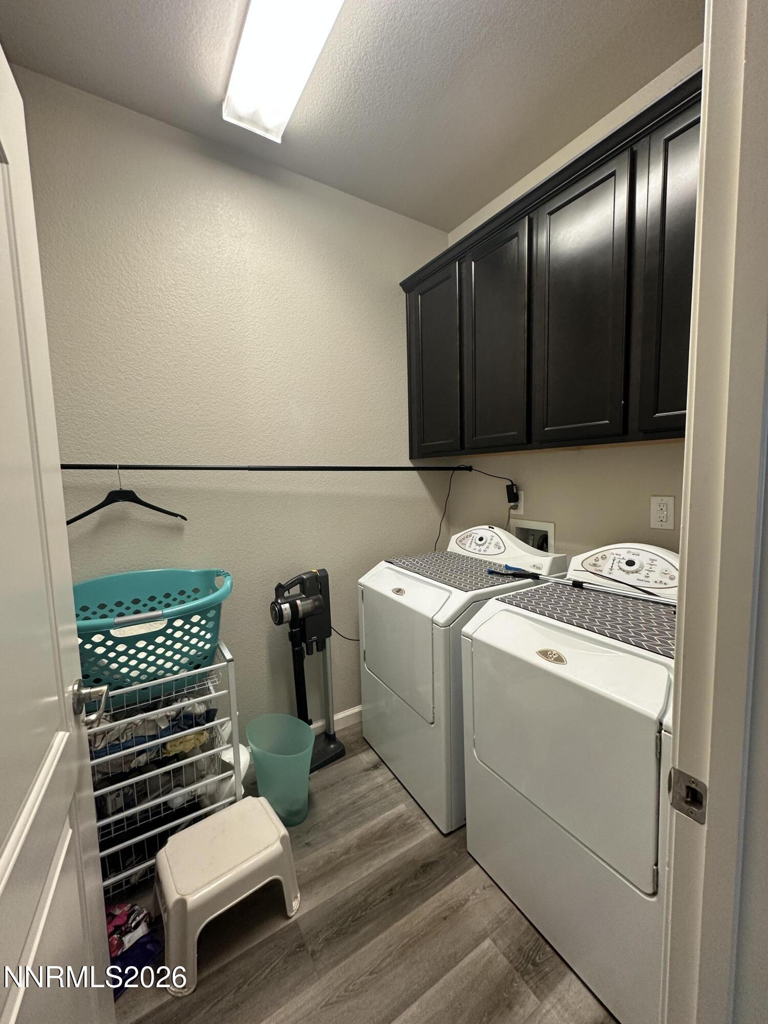14404 Leiden Drive Reno, NV 89506 - Photo 19 of 26 Laundry