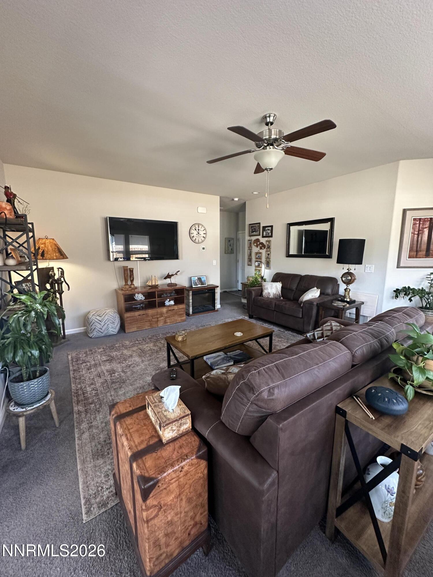 14404 Leiden Drive Reno, NV 89506 - Photo 5 of 26 Liv 2