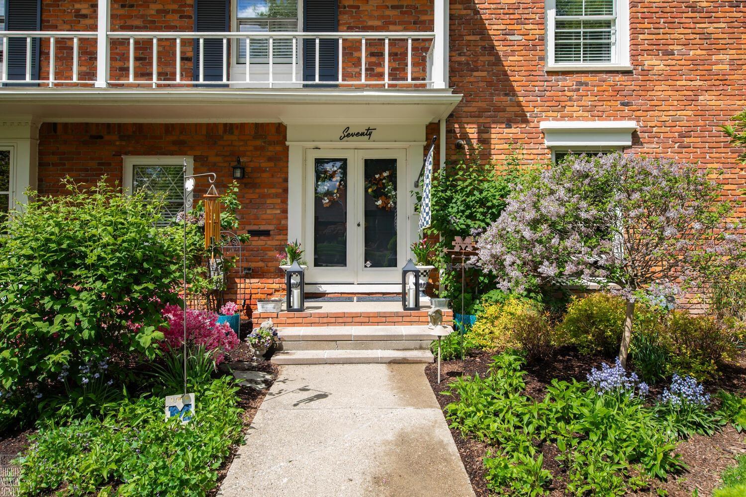 70 North Duval Road Grosse Pointe, MI 48236 - Photo 42 of 55 50142048-cbc4bfa9-a283-42c7-8bb2-cf5a8461bdb9.JPG