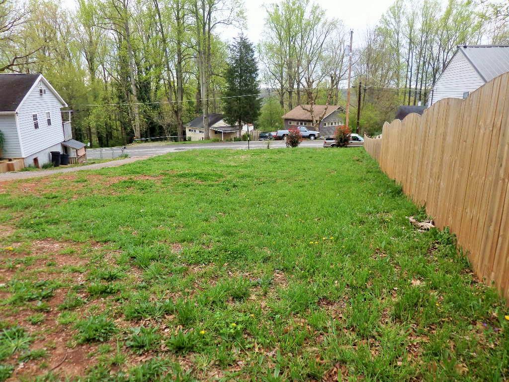 124 Wainwright Road Oak Ridge, TN 37830 - Photo 4 of 7 SAM_0284