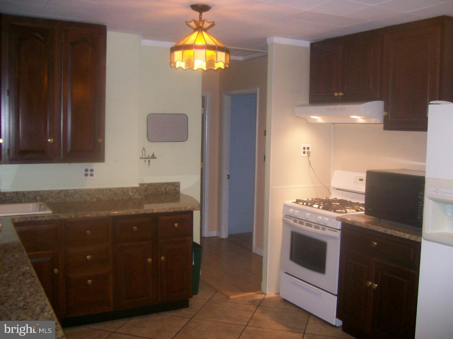 250 Andover Road Fairless Hills, PA 19030 - Photo 6 of 19 Gallery Image 6