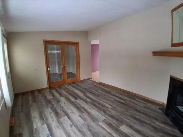 $218,000 | 230 Spruce Drive East, Annandale, MN 55302