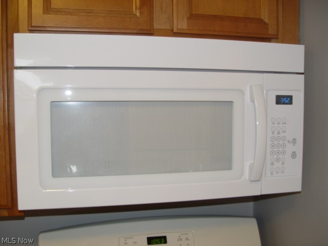 5408 Ackley Road Parma, OH 44129 - Photo 10 of 35 This is a brand new microwave oven