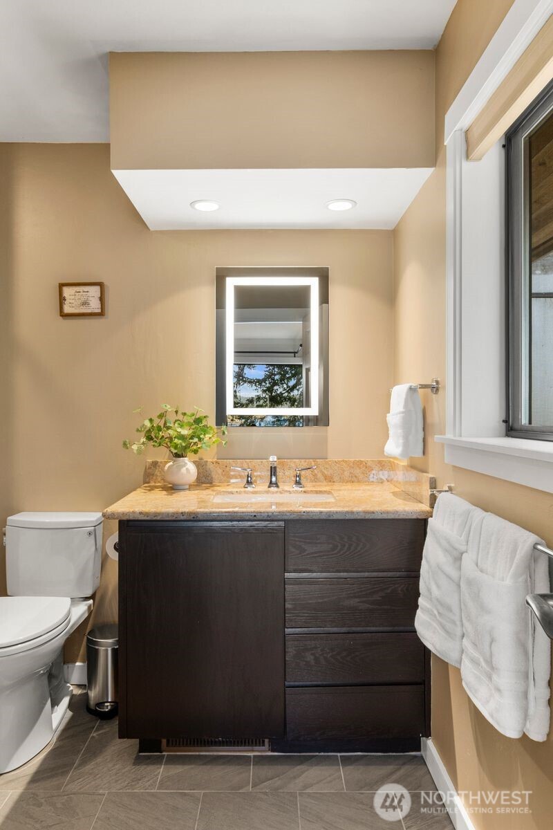 1501 Yacht Haven Road Friday Harbor, WA 98250 - Photo 24 of 40