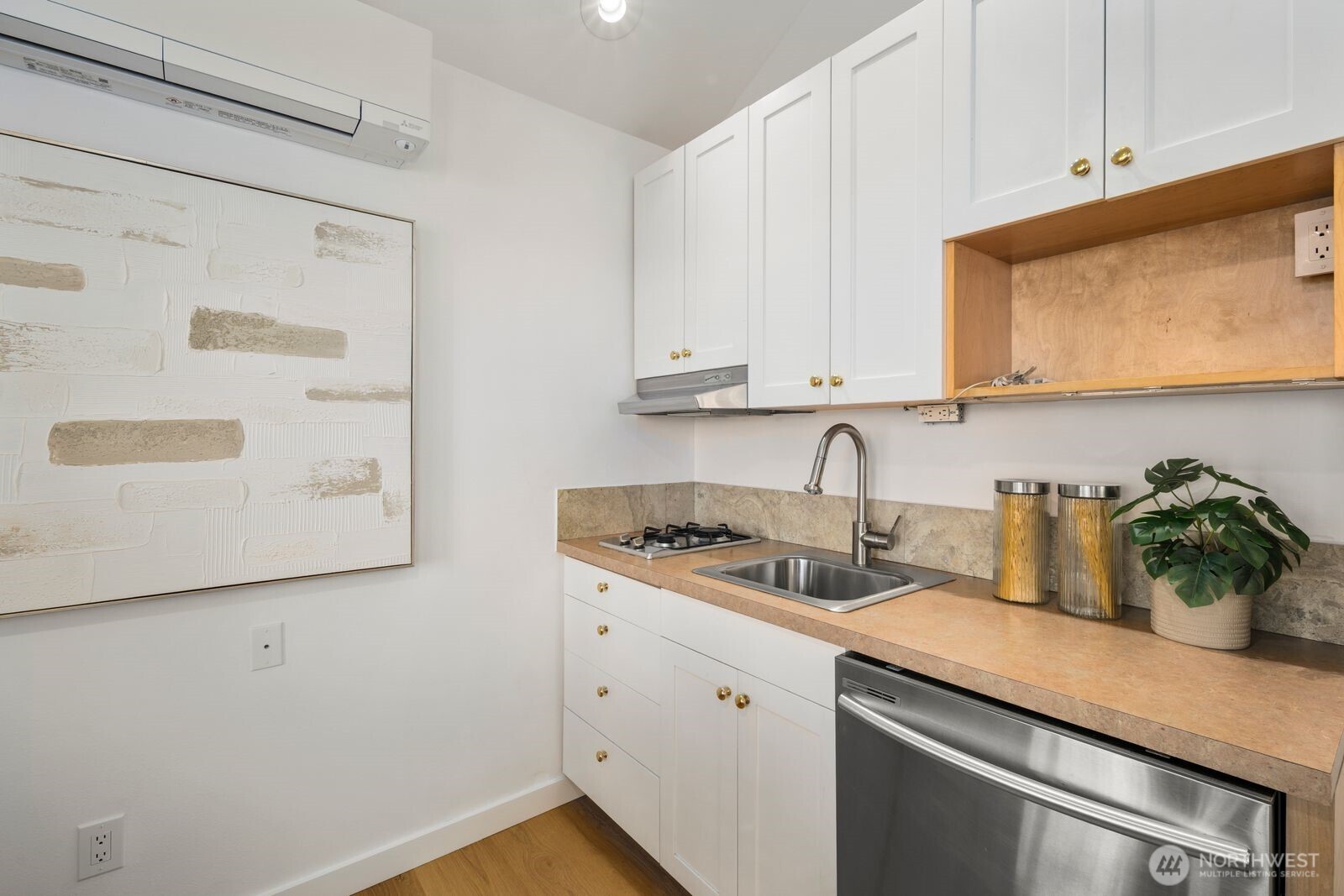 1501 Yacht Haven Road Friday Harbor, WA 98250 - Photo 30 of 40