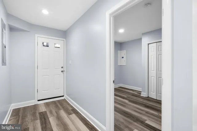 $2,100 | 1641 4th Street Northwest, Unit 2, Washington, DC 20001