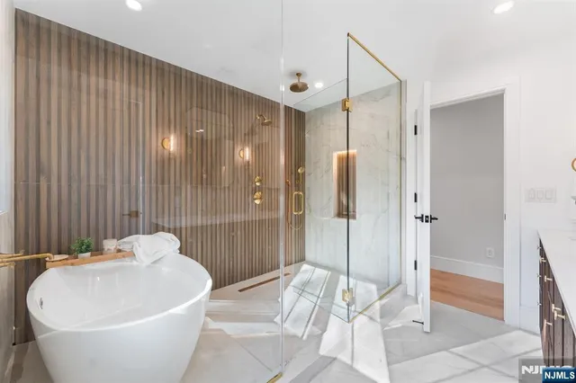 $1,849,000 | 110 Radburn Road, Glen Rock, NJ 07452