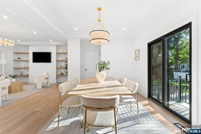 $1,849,000 | 110 Radburn Road, Glen Rock, NJ 07452