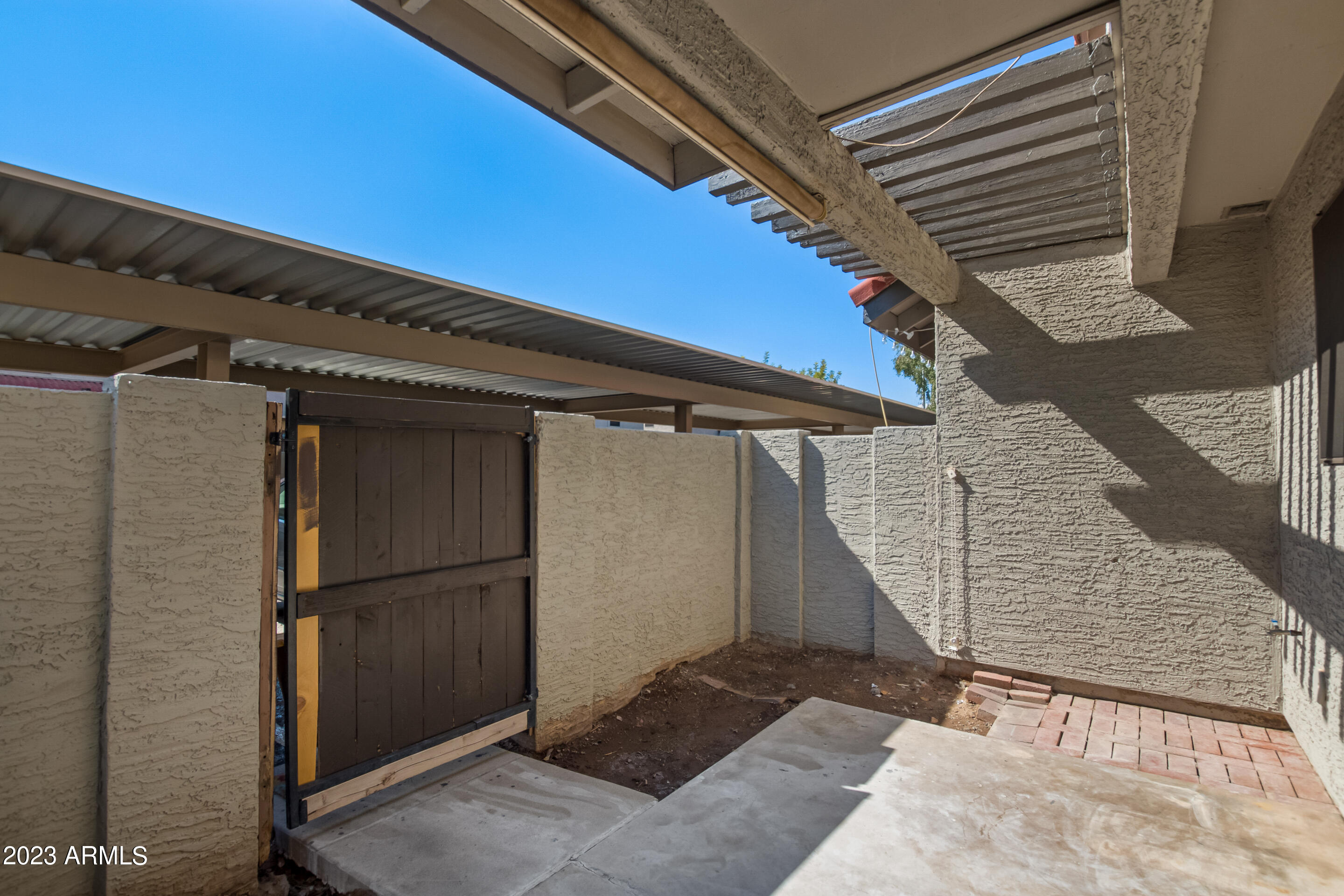 6262 East Brown Road, Unit 59 Mesa, AZ 85205 - Photo 3 of 34 07 - Brown
