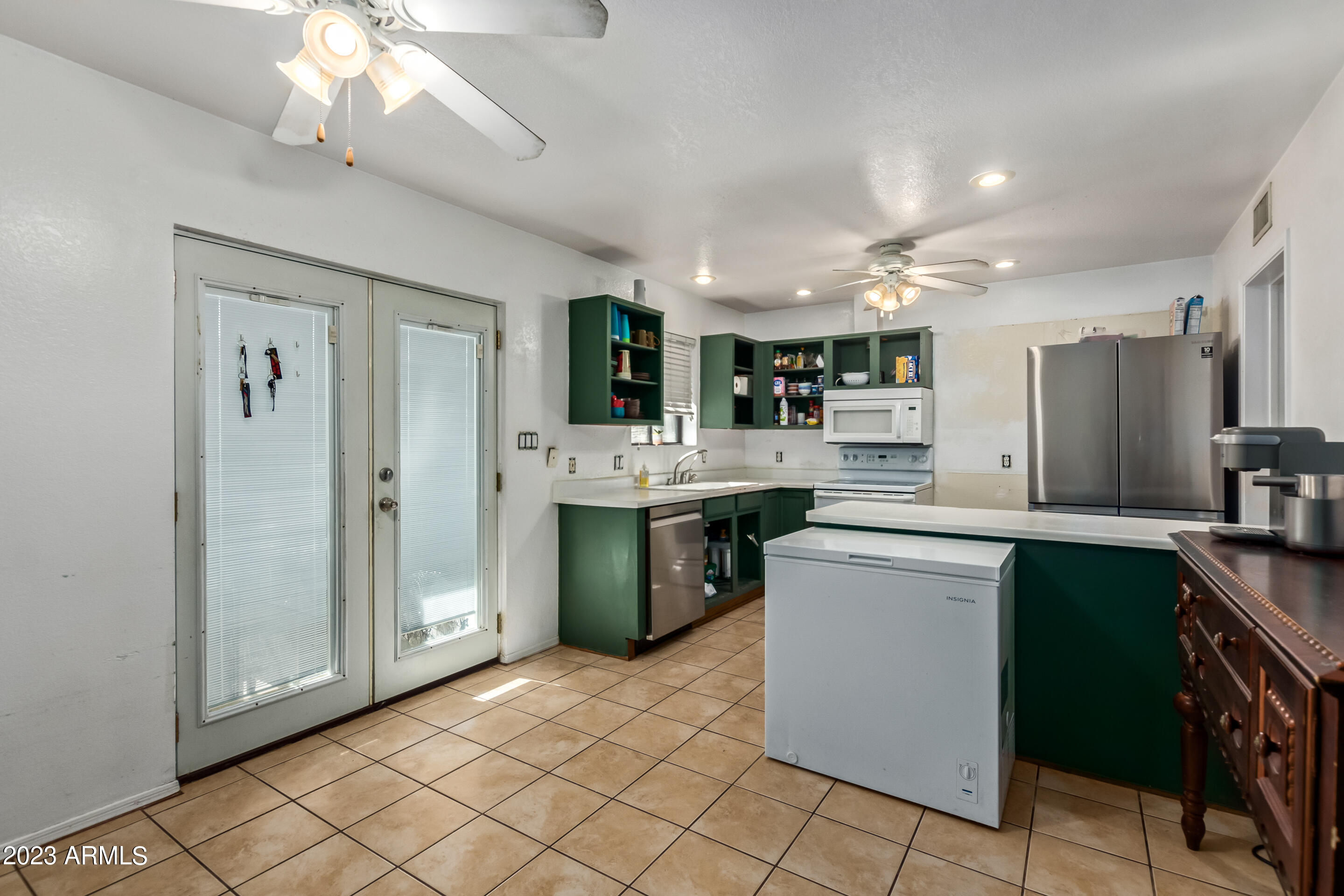 6262 East Brown Road, Unit 59 Mesa, AZ 85205 - Photo 9 of 34 14 - Brown