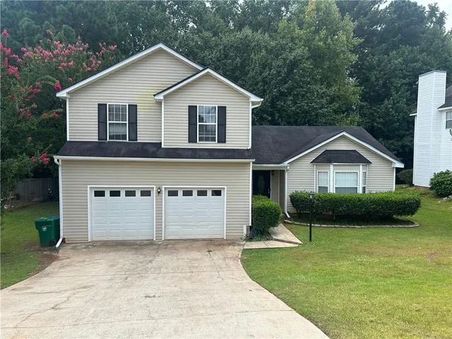 $243,900 | 2420 Briar Knoll Road, Lithonia, GA 30058