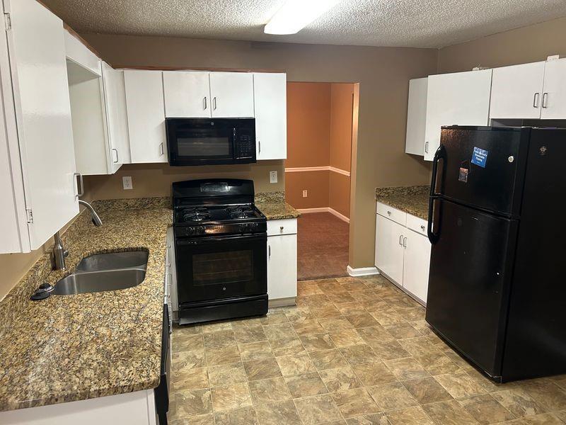 2420 Briar Knoll Road Lithonia, GA 30058 - Photo 5 of 15