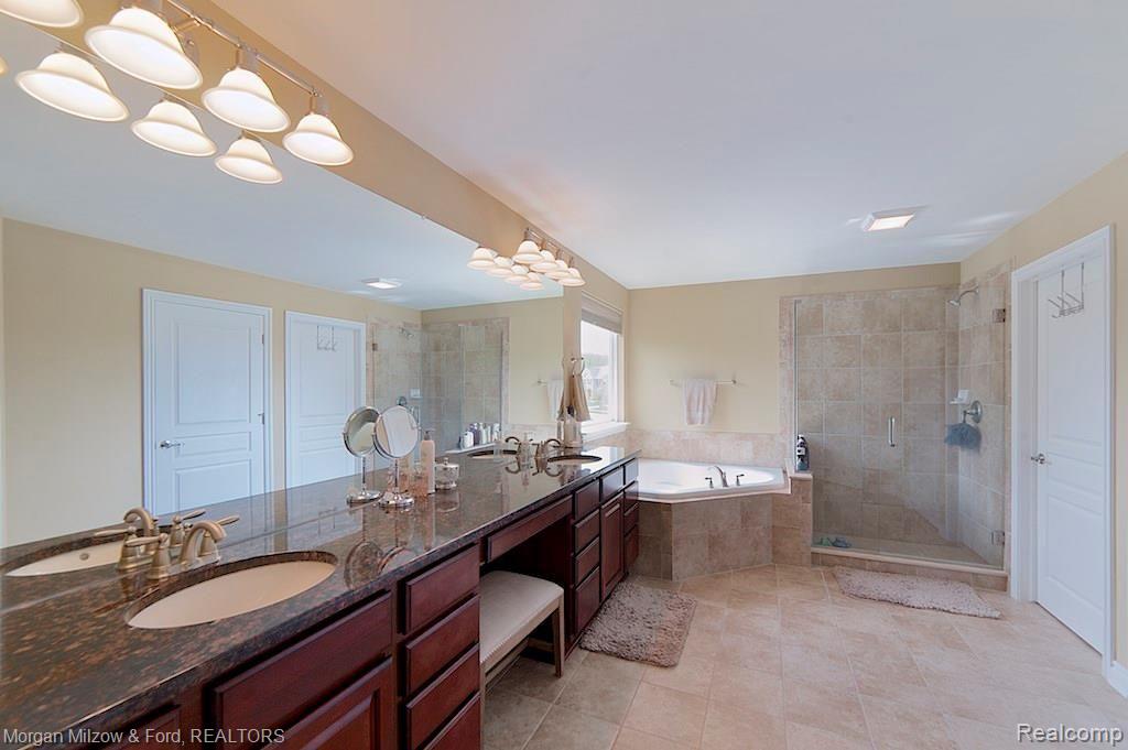 4337 Bluff Point Clarkston, MI 48348 - Photo 25 of 52 Gallery Image 25