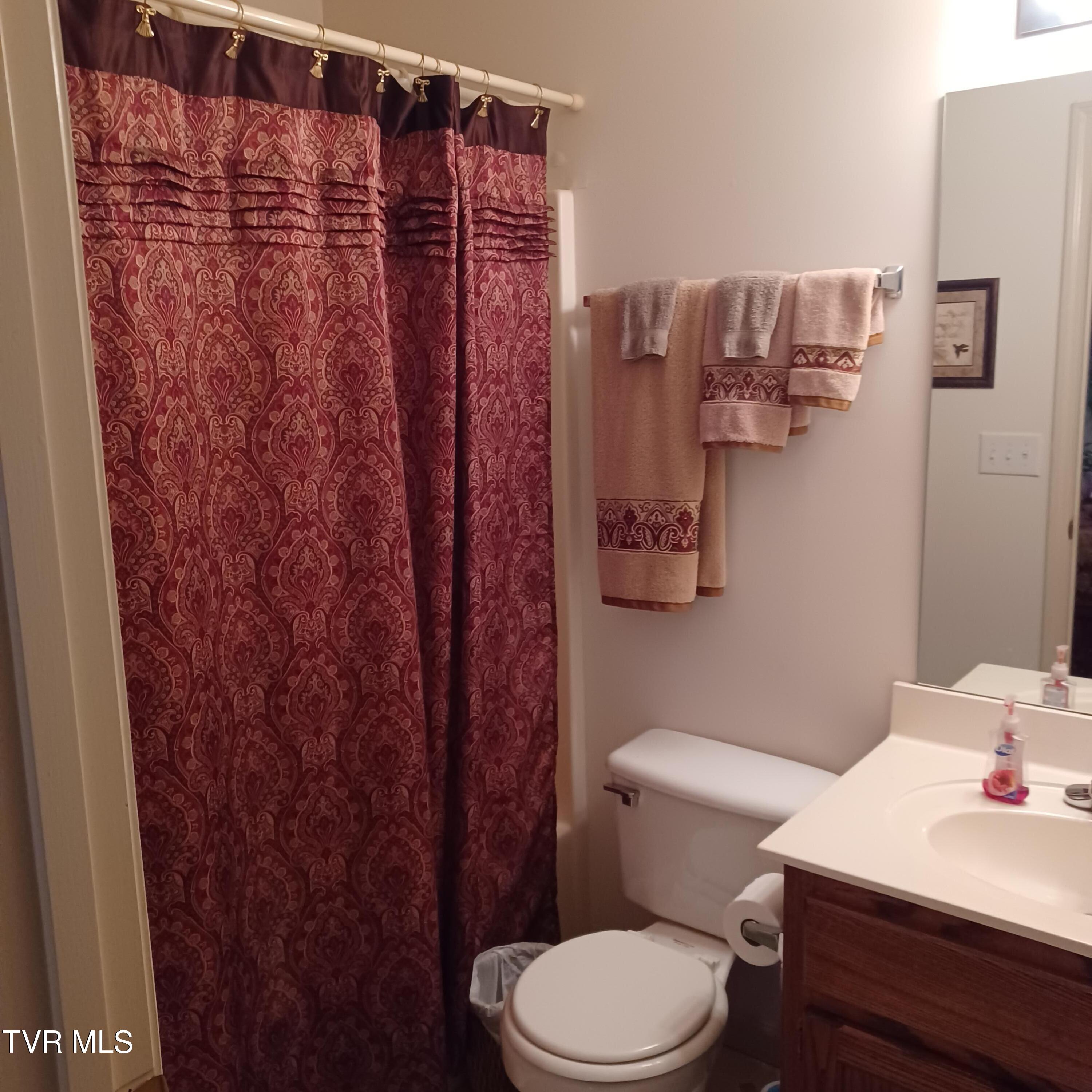 23 Pepper Ridge Court, Unit 23 Johnson City, TN 37615 - Photo 12 of 23 20260226_104015