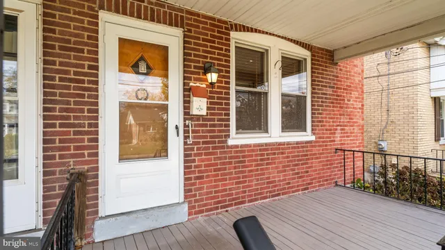 a view of front door of house