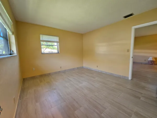 $1,600 | 1901 Northeast 29th Street, Unit 2, Lighthouse Point, FL 33064