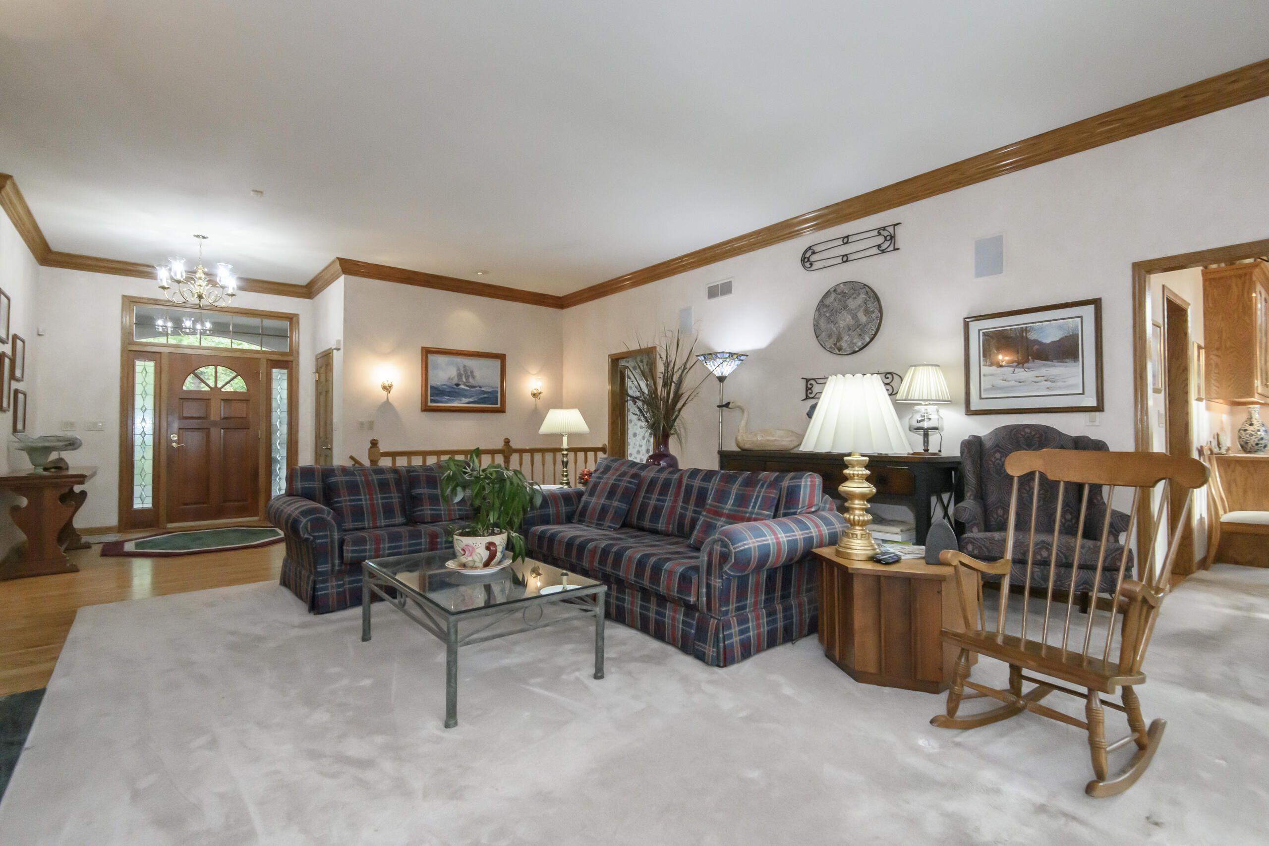 4945 South Calhoun Road New Berlin, WI 53146 - Photo 18 of 56 4945 S Calhoun-18