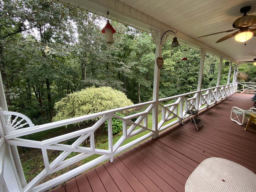 378 Calcutt Road Lavonia, GA 30553 - Photo 4 of 32