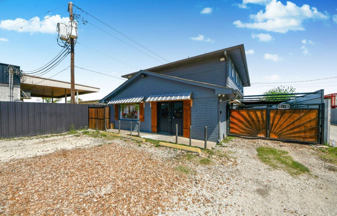 5622 West Montgomery Road Houston, TX 77091 - Photo 2 of 14