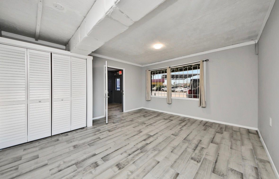 5622 West Montgomery Road Houston, TX 77091 - Photo 8 of 14