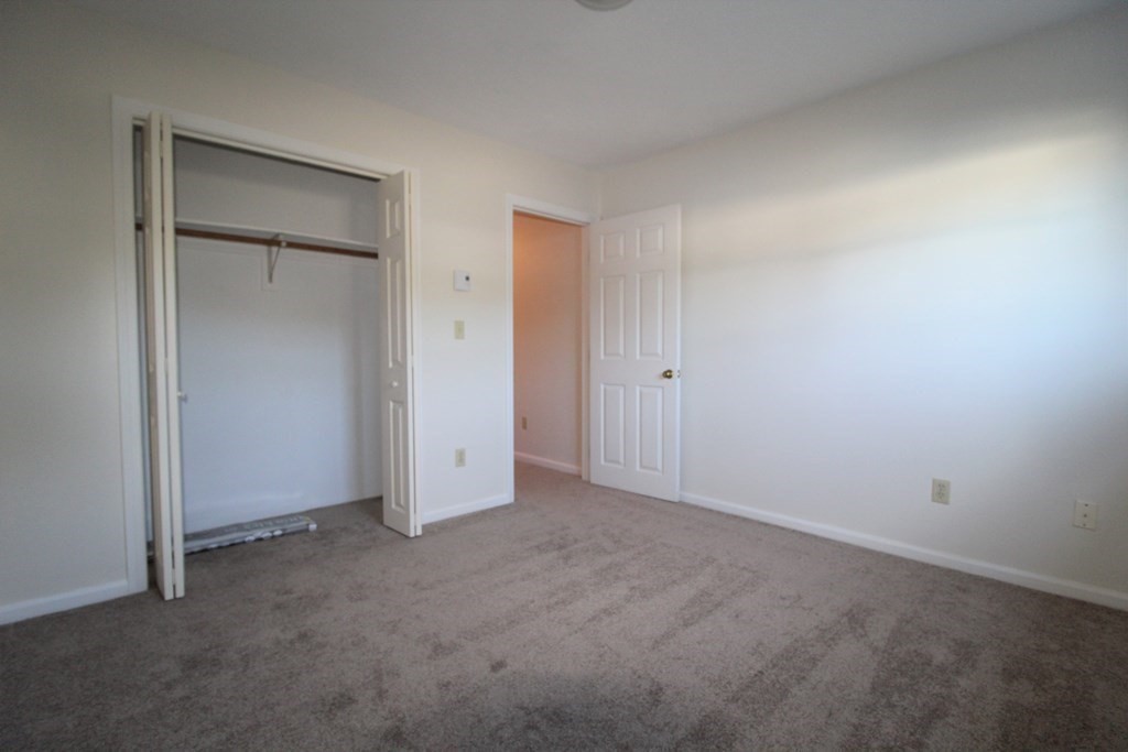 641 South R S Washington, Unit 11 North Attleboro, MA 02760 - Photo 4 of 21