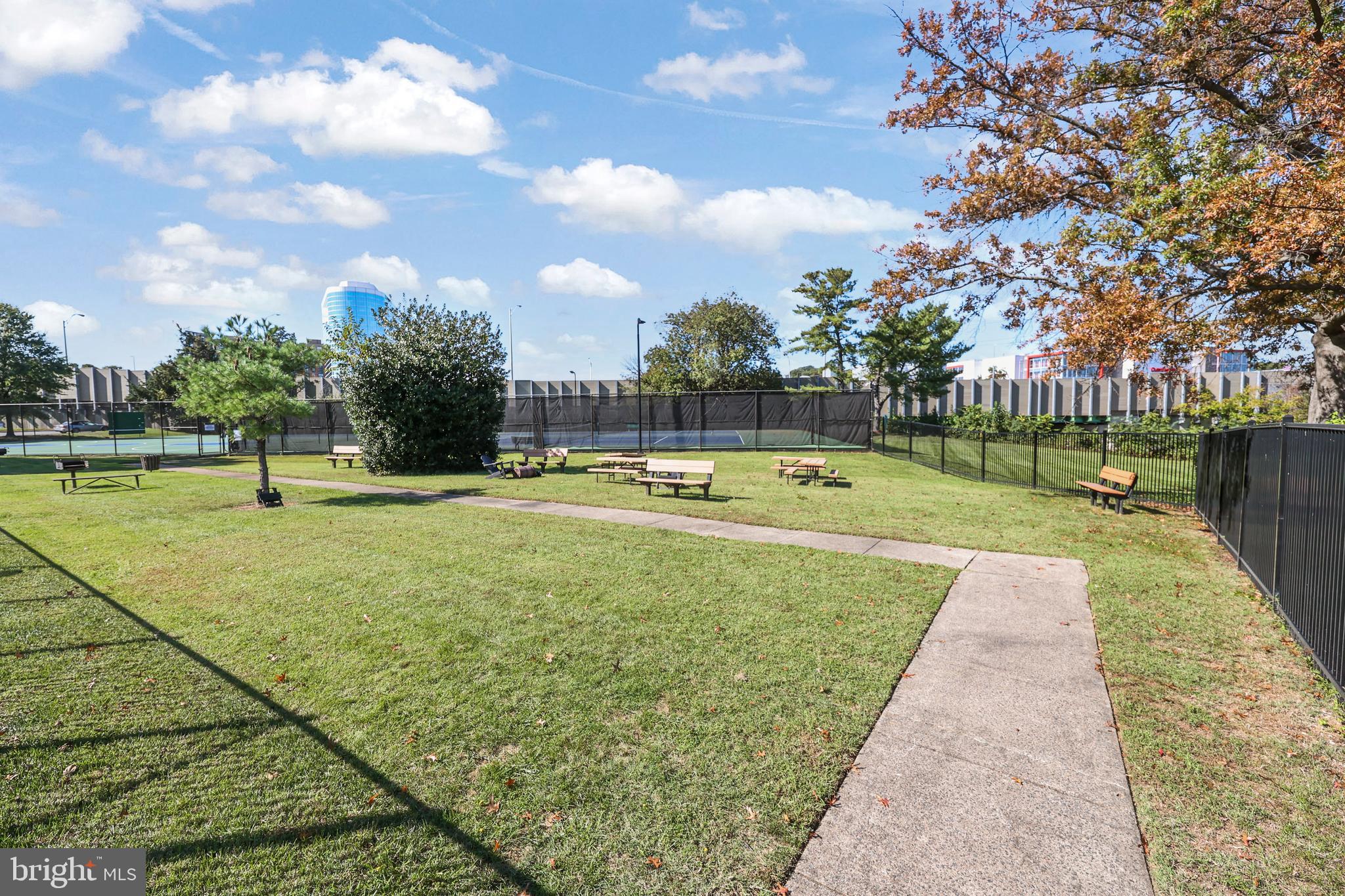 3519 Valley Drive Alexandria, VA 22302 - Photo 27 of 54 a view of a swimming pool with a yard