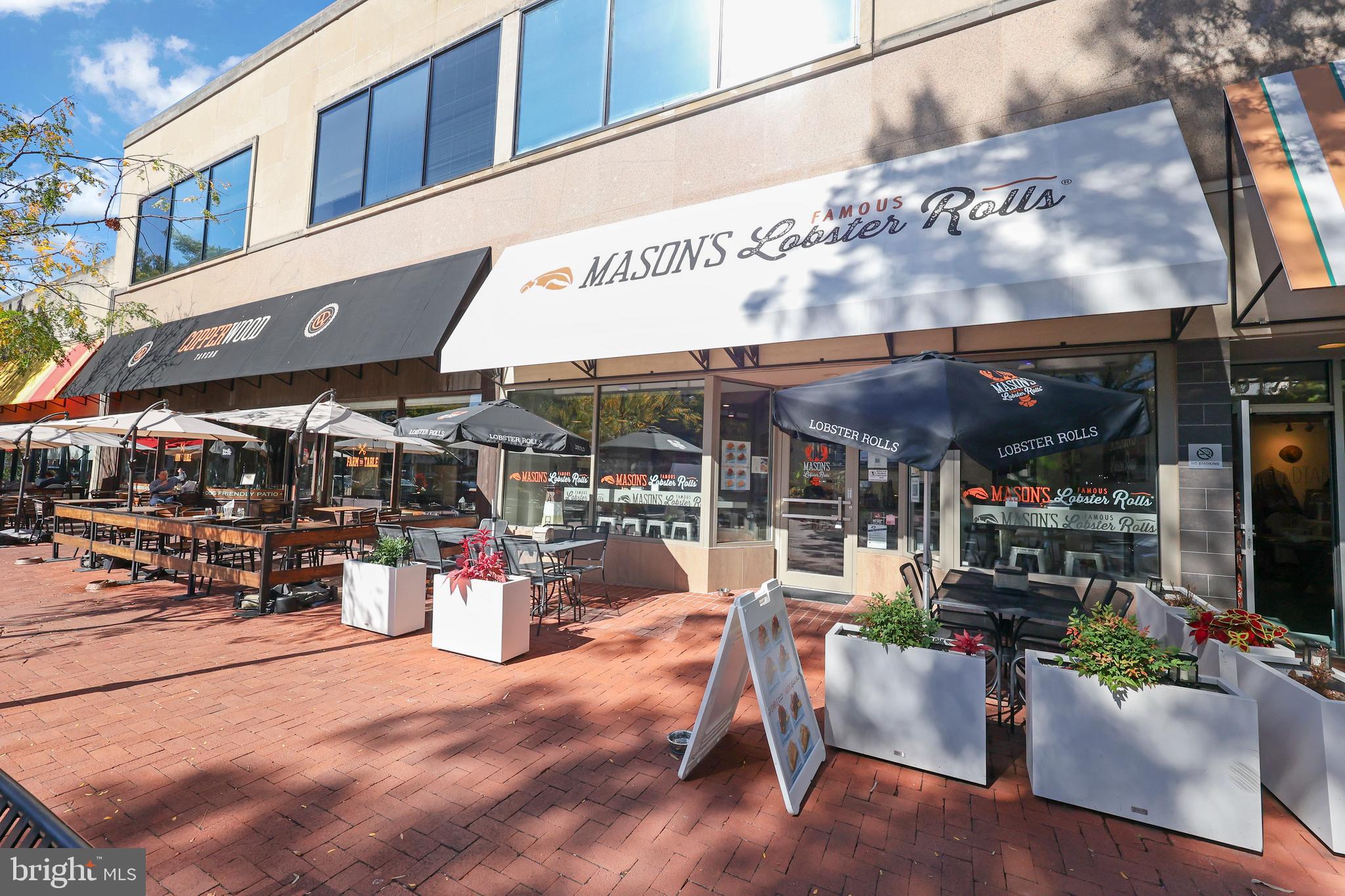 3519 Valley Drive Alexandria, VA 22302 - Photo 31 of 54 a view of retail shops