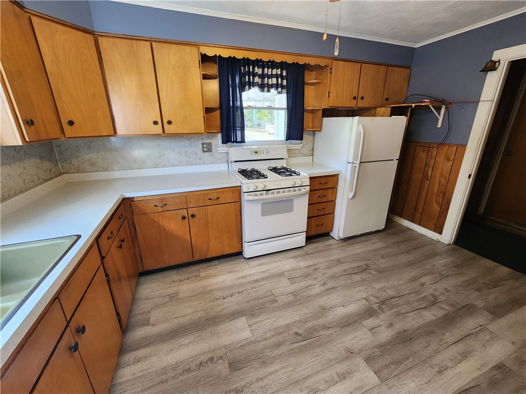 178 Main Street Mount Morris, NY 14510 - Photo 23 of 44