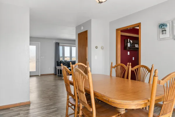 $200,000 | 306 6th Street, Finley, ND 58230