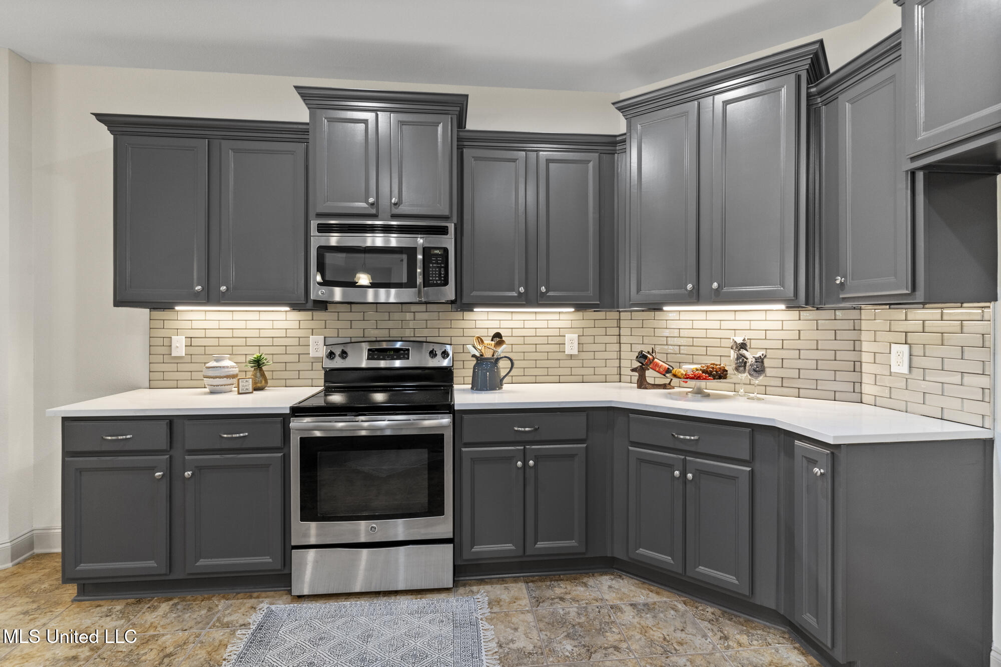 14 East Yellowstone Road Hattiesburg, MS 39402 - Photo 14 of 48 ghubphoto_020