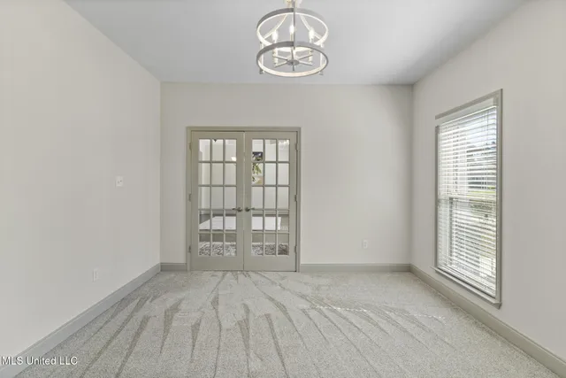 $419,000 | 14 East Yellowstone Road, Hattiesburg, MS 39402