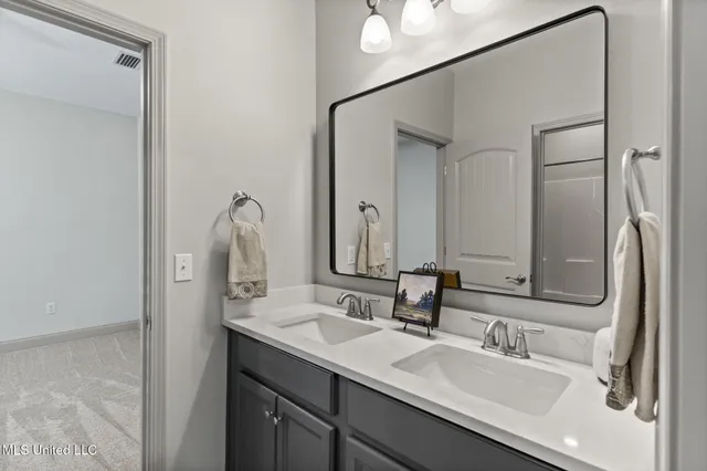 $419,000 | 14 East Yellowstone Road, Hattiesburg, MS 39402